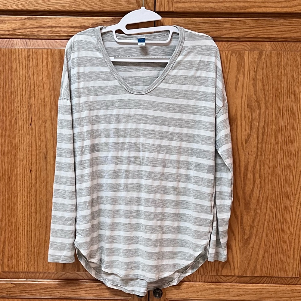 Old Navy Light Gray and white Striped Long Sleeve Top, EUC, Size S - Picture 1 of 5